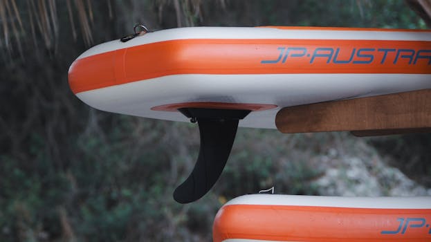 Průvodce výběrem paddleboardu: Co je důležité znát?