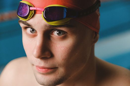Jak Vybrat Plavecké Brýle: Rozdíly Podle Prostředí a Údržba
